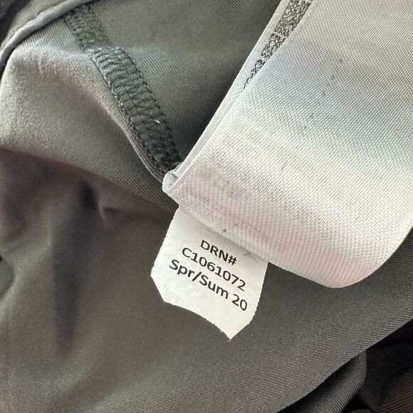 Eddie Bauer Adventurer 2.0 Gray Skort Women’s 6 Outdoor Hiking Utility - Picture 10 of 10